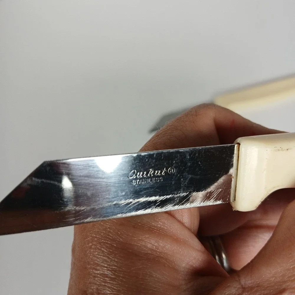 Vintage Quikut USA Ivory Handle Paring Knife Set of 4 Stainless READ